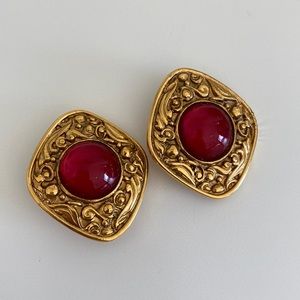 Vintage Chanel Gripoix Clip Earrings